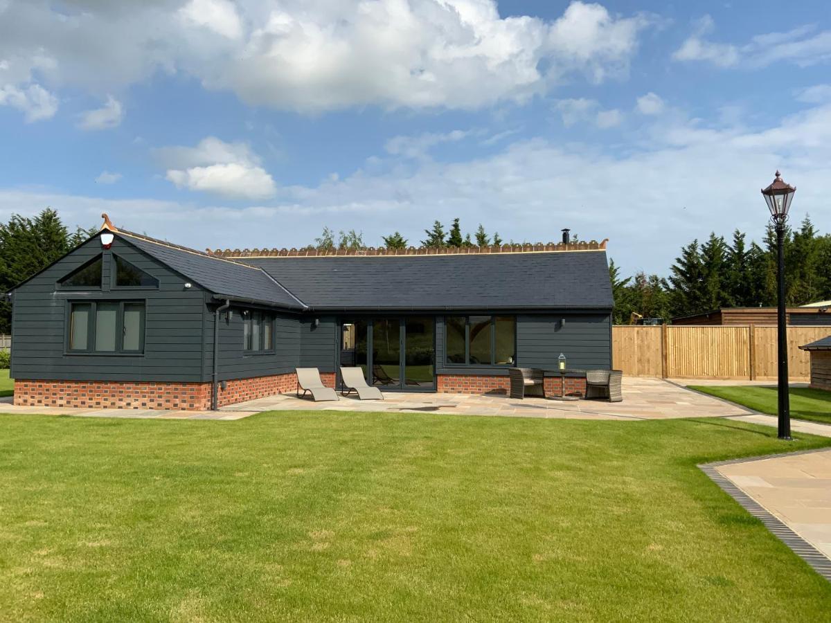 Little Oak Lodge Hailsham Exterior foto
